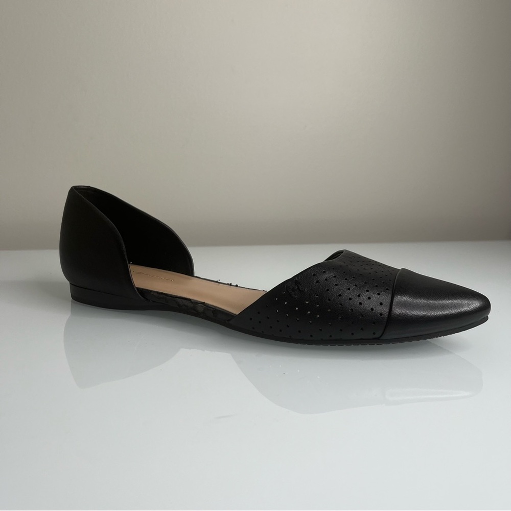 Tommy Hilfiger Black Pointed Toe Flats